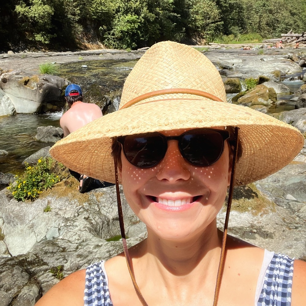 Meet your Posher, Lauren